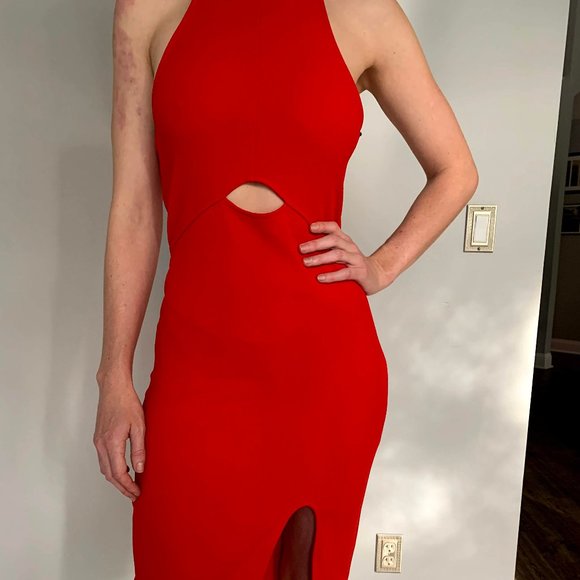 Red Dress - Picture 1 of 5